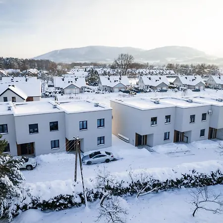 Pod Lasem Z Klimatyzacja I 2 Sypialniami - Dream דירה