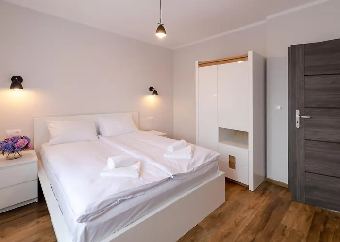 Pod Lasem Z Klimatyzacja I 2 Sypialniami - Dream Ustroń